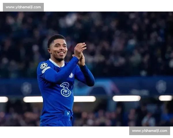 英超三巨头竞逐里昂天才边锋福法纳，转会费或破 5000 万欧