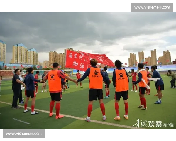 蓝白战火重燃:青超联赛巅峰对决燃爆高原绿茵场