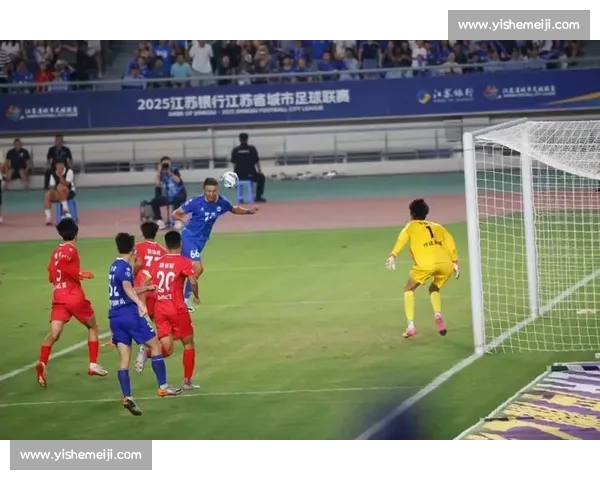 苏超单场 3 万观众破纪录!媒体人:看热闹正是足球魅力的起点