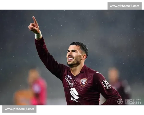 斯基拉：狼队敲定 21 岁西班牙边锋，费尔 - 洛佩斯签约至 2030 年